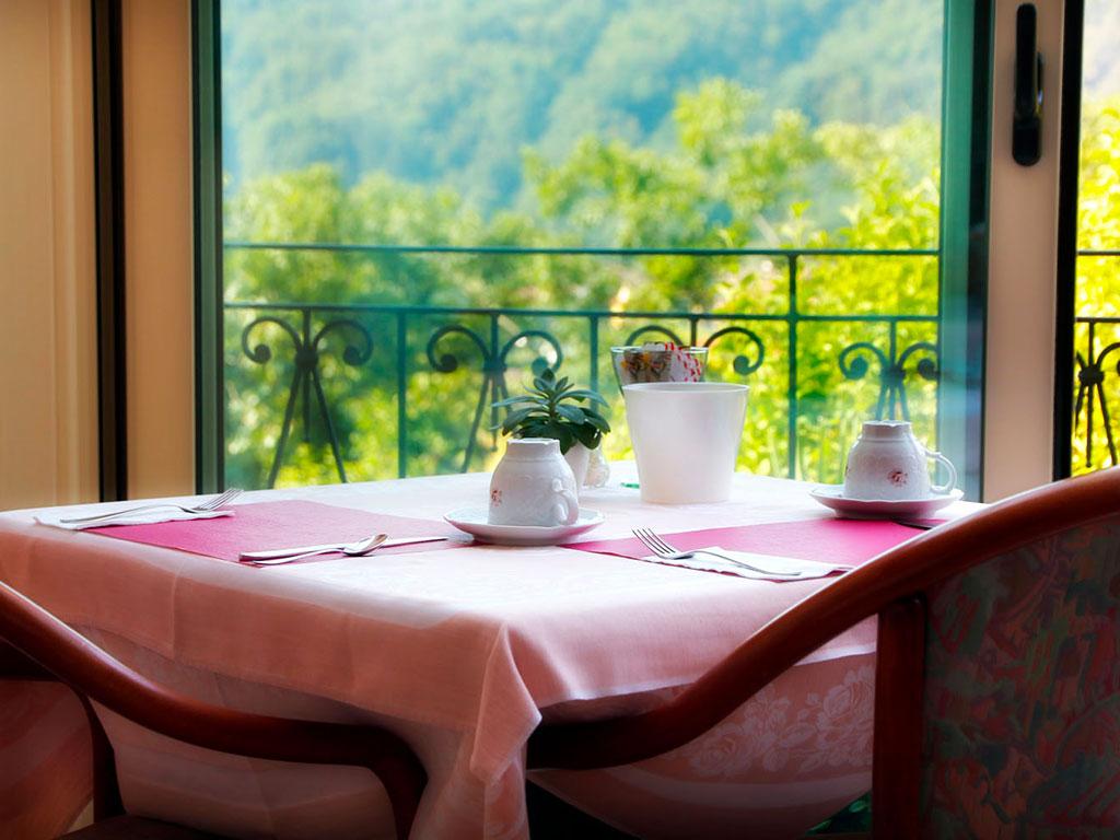 Image 5 - Hotel Villa del Sole Garni