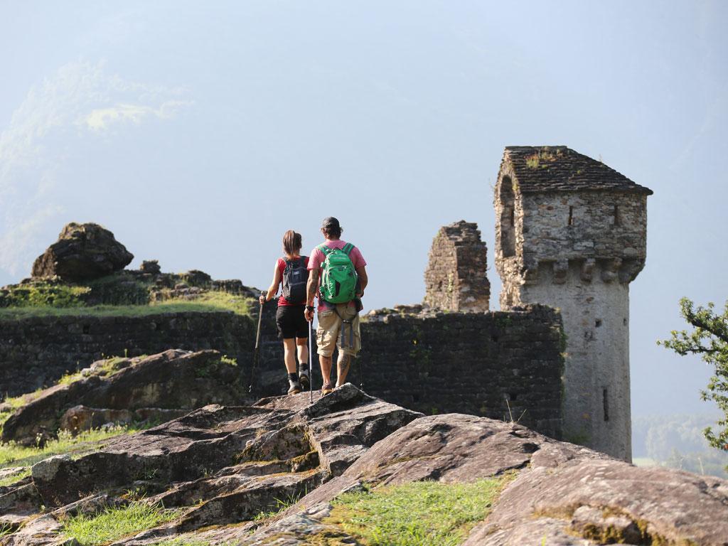 Image 3 - Rovine del Castello di Serravalle