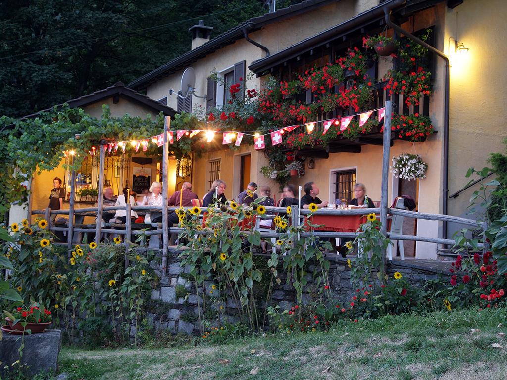 Image 7 - Grotto Borei