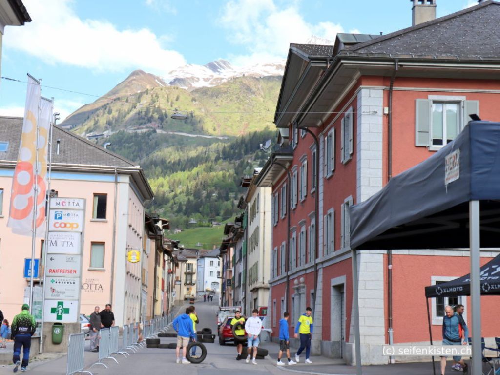 Image 1 - 