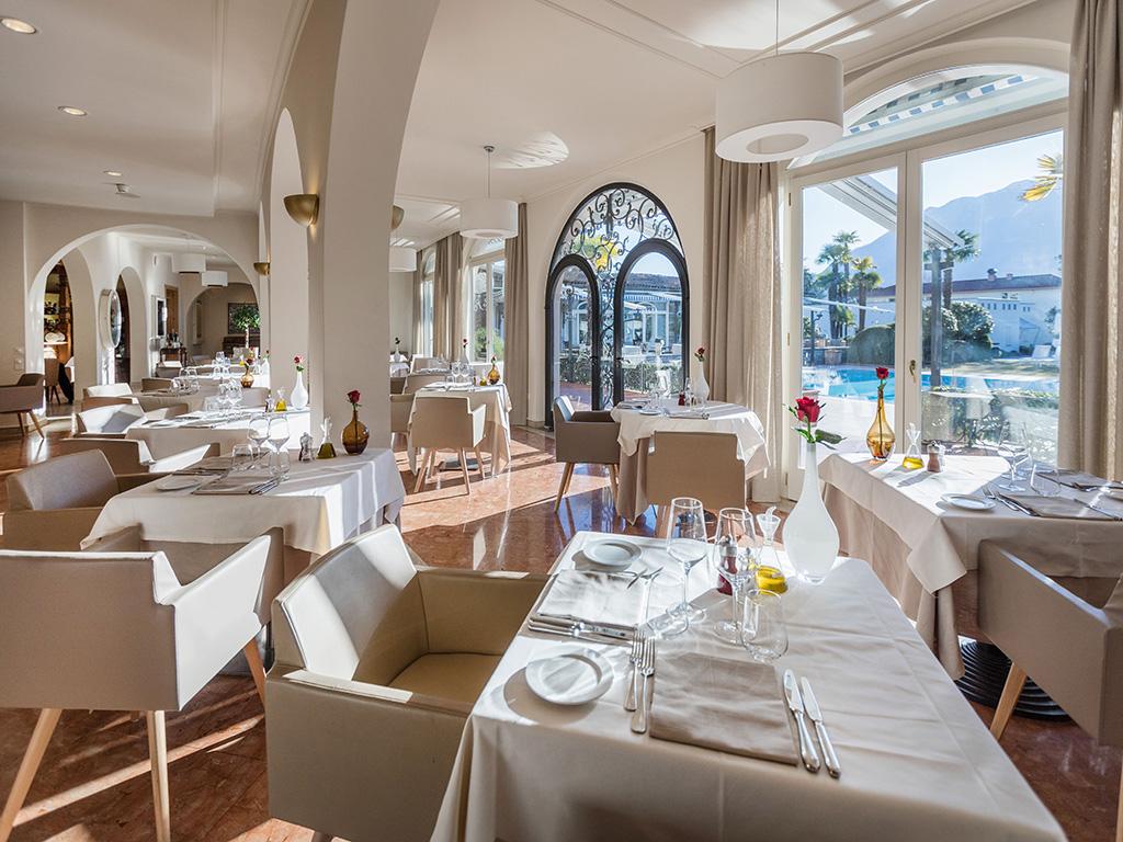 Image 5 - Ristorante Salotto 1962 - Parkhotel Delta 