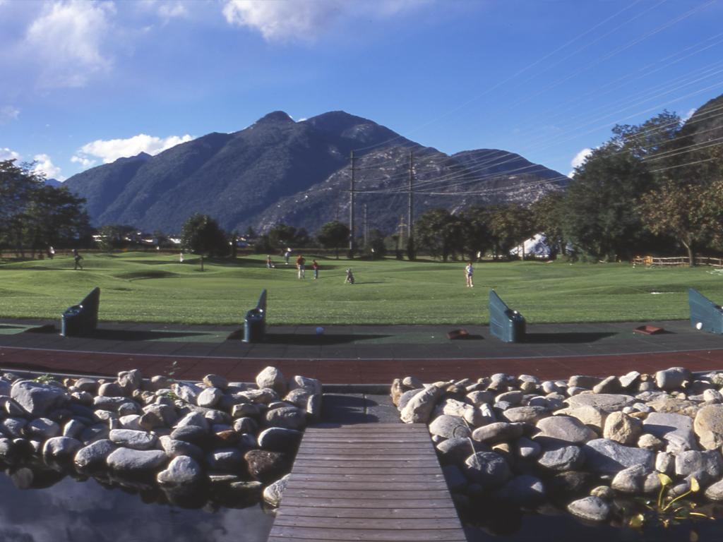 Image 3 - Albergo Losone Golf