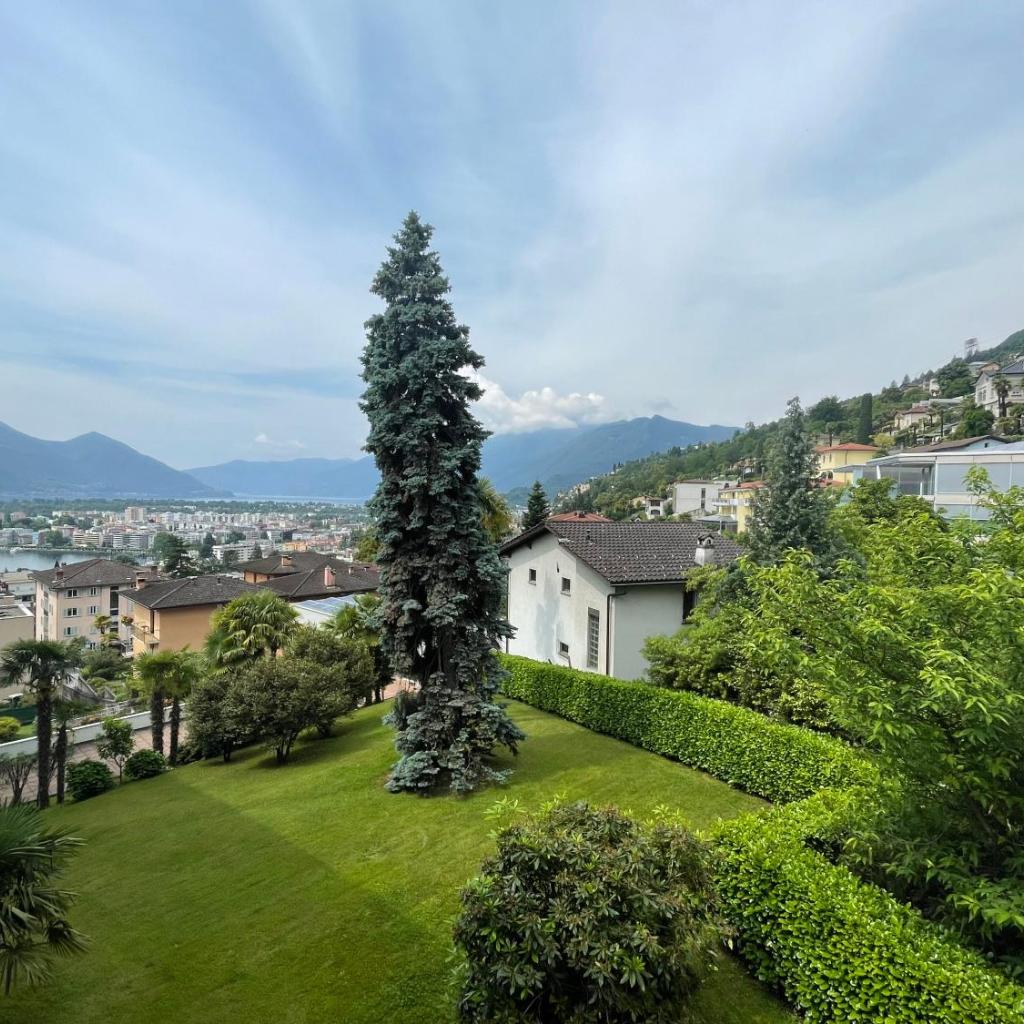 Image 0 - Muralto-Locarno: Collina Apt. 32