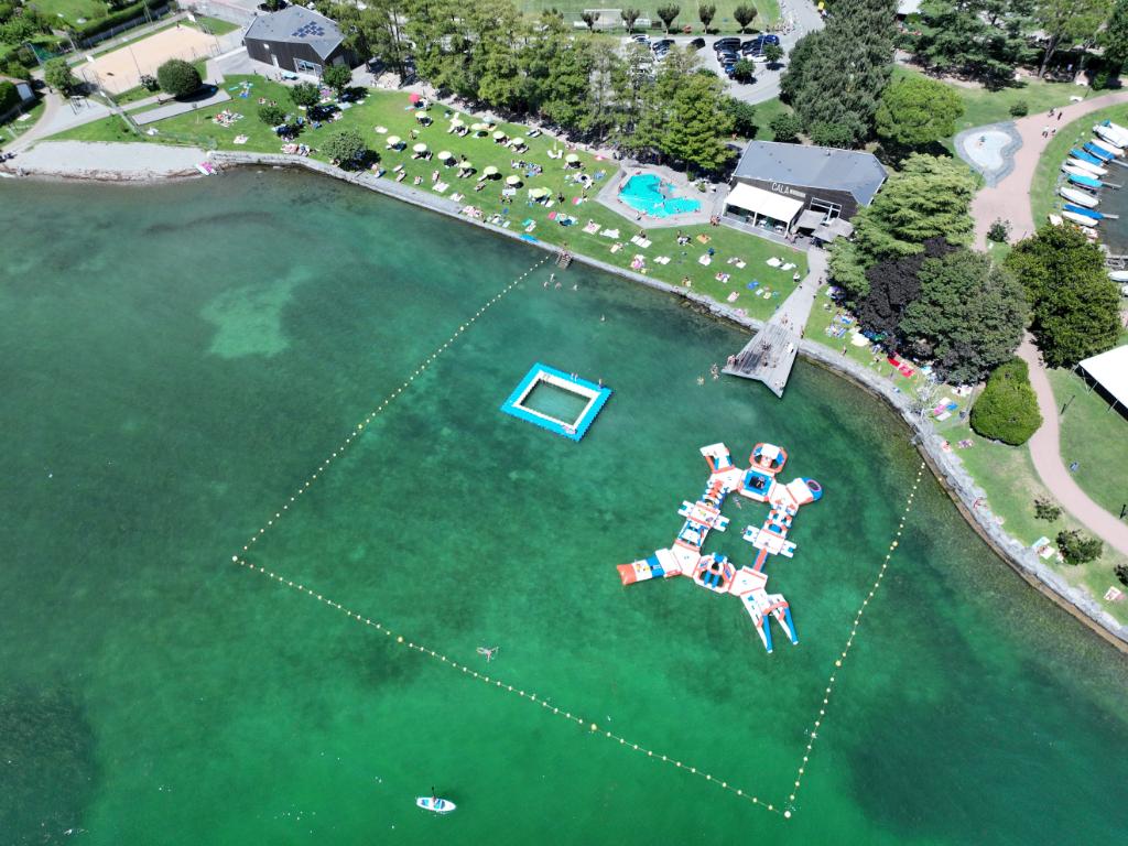 Image 10 - Lido Comunale Melide