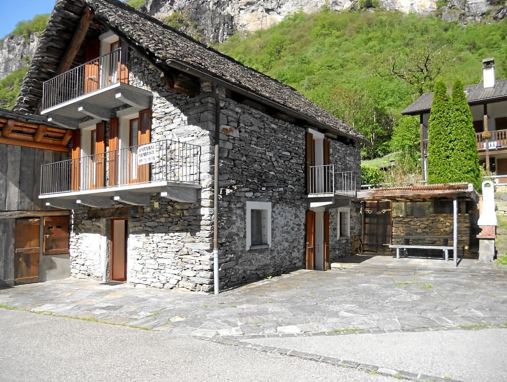 Image 0 - 5,5 room Rustico 'La Perla', Bietto, Cevio, Valle Maggia
