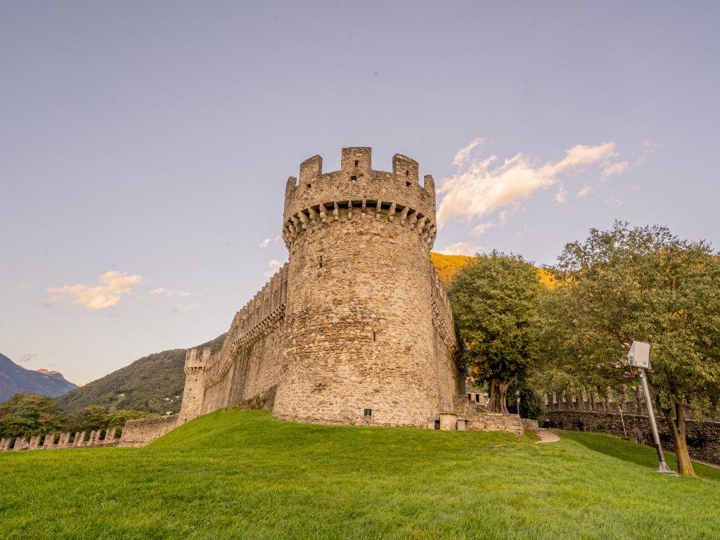 Image 7 - Burg Montebello