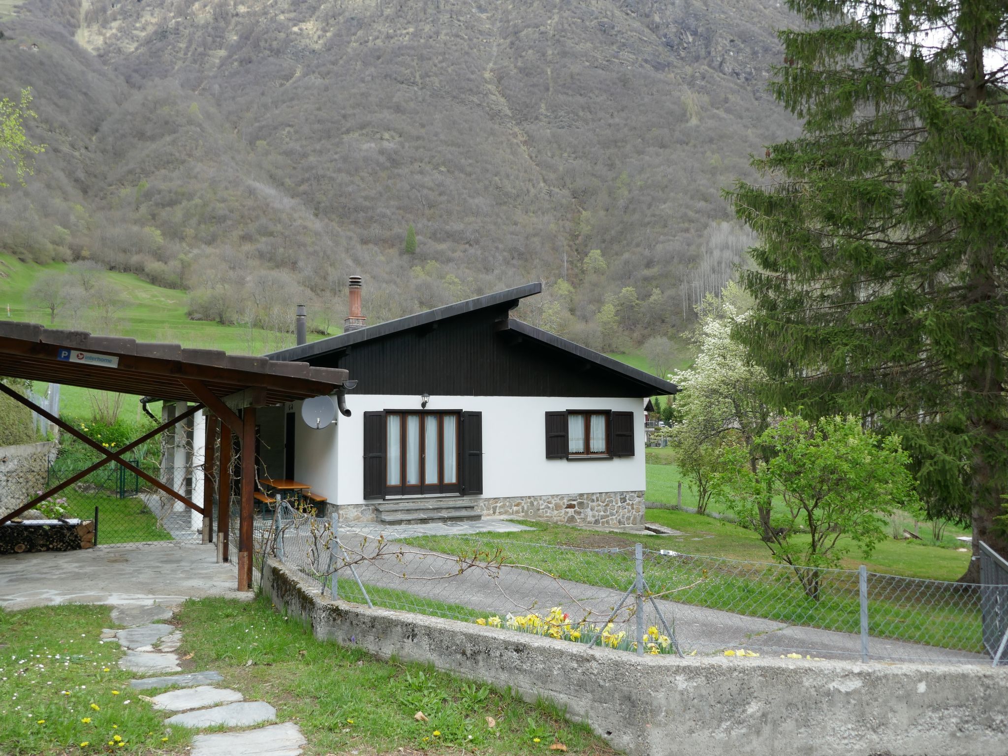 Image 0 - Chalet Al Portic