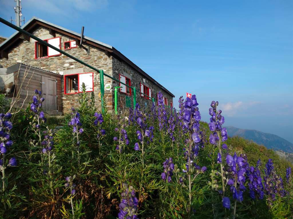 Image 0 - Capanna Tamaro