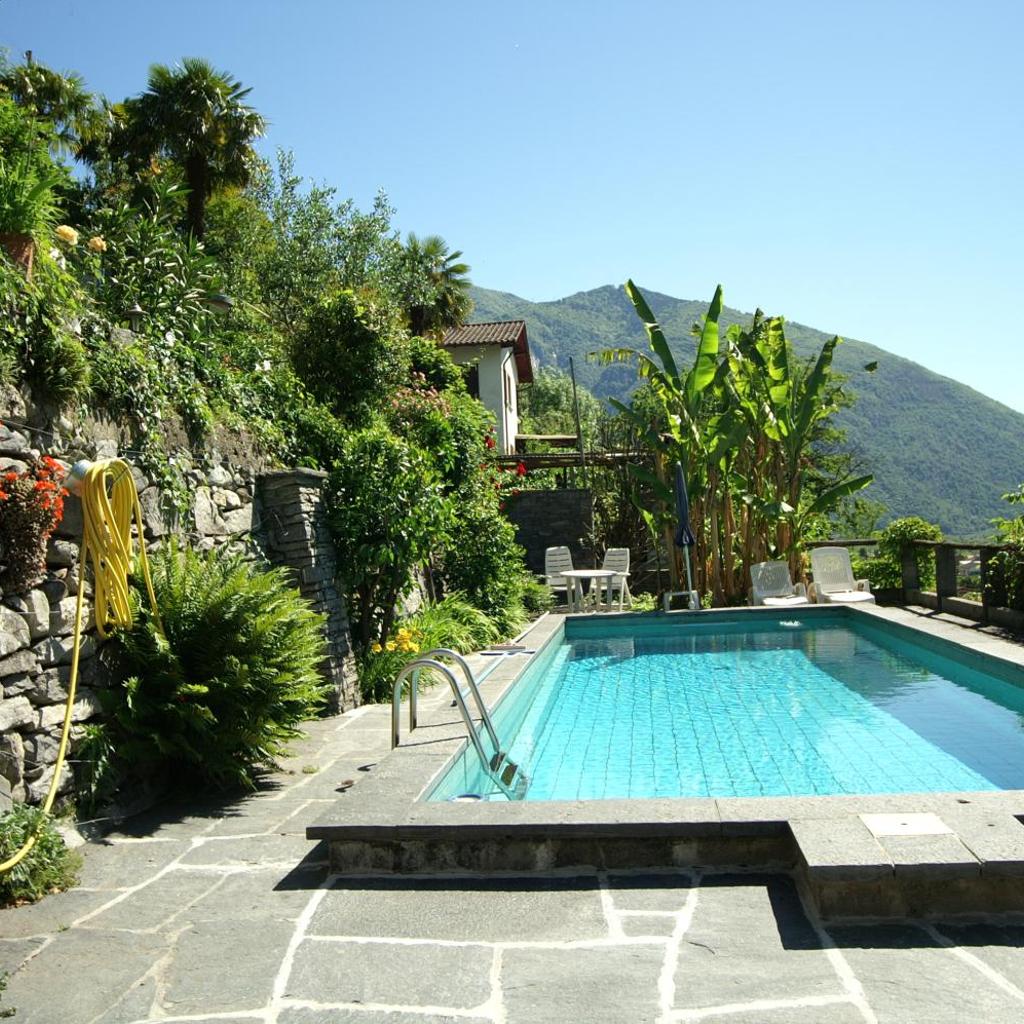 Image 0 - Casa Aries & Studio Aurora - mit Pool, in Cavigliano nur 8 km von Ascona und Locarno entfernt