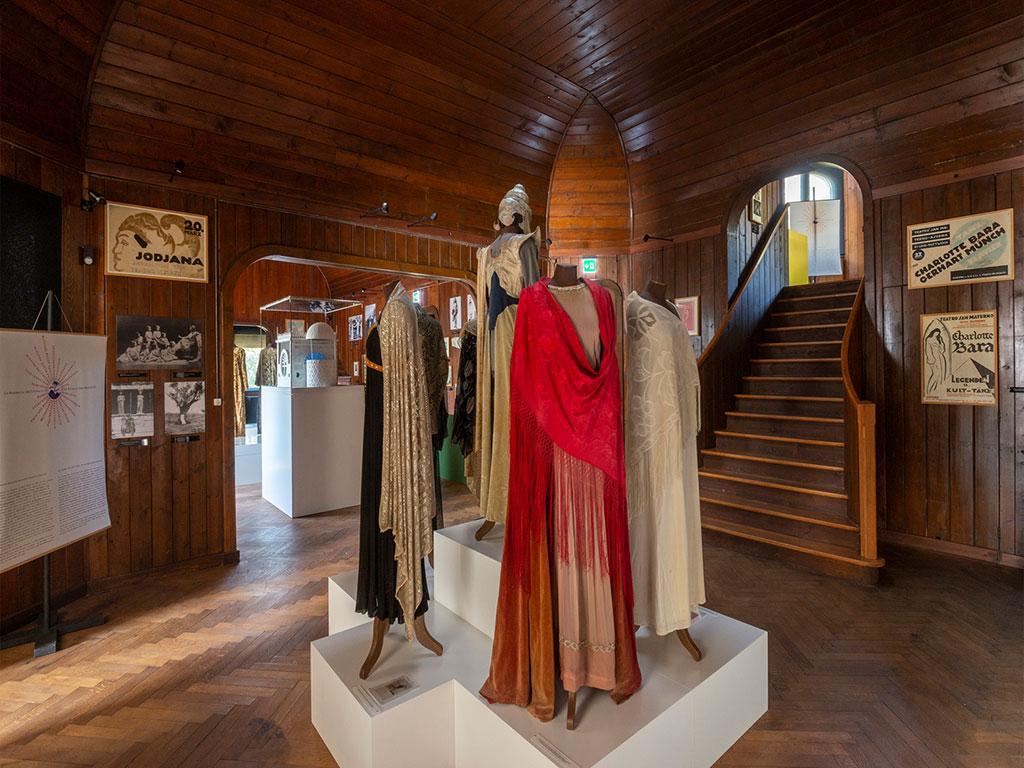 Image 3 - Geführte Besichtigung des Museums Casa Anatta