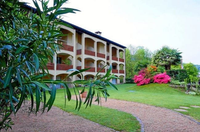 Image 0 - 2 room holiday apartment, 'Residenza Parcolago', Via San Michele 50, Caslano, Lago di Lugano