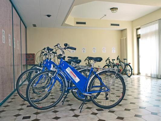 Image 6 - Geranio au Lac Garni