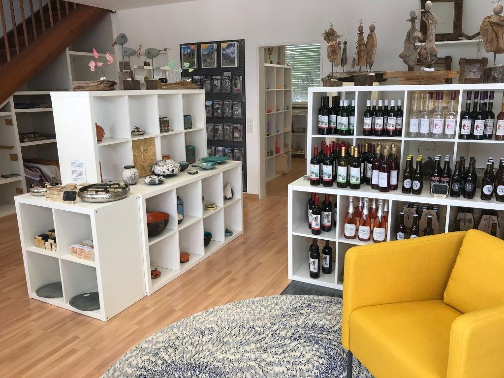 Image 0 - Artis negozio dell'Artigiano, Maggia