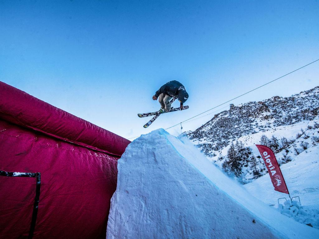 Image 2 - Cableway Airolo-Pesciüm - Winter