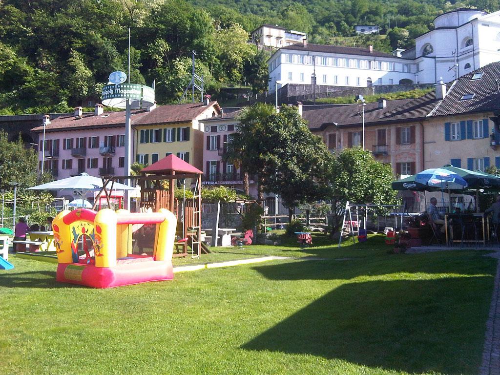 Image 1 - Minigolf Magadino