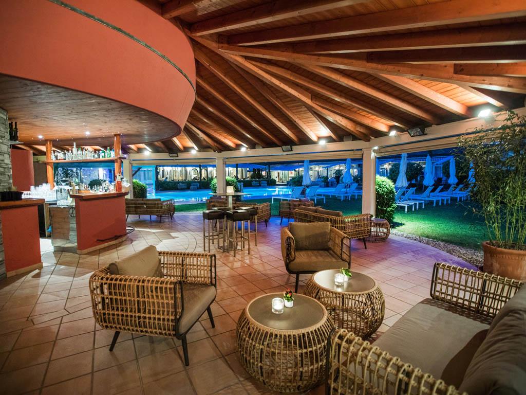 Image 4 - Ristorante Salotto 1962 - Parkhotel Delta 