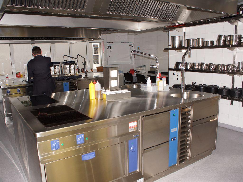 Image 2 - Cooking Team building e attività di formazione