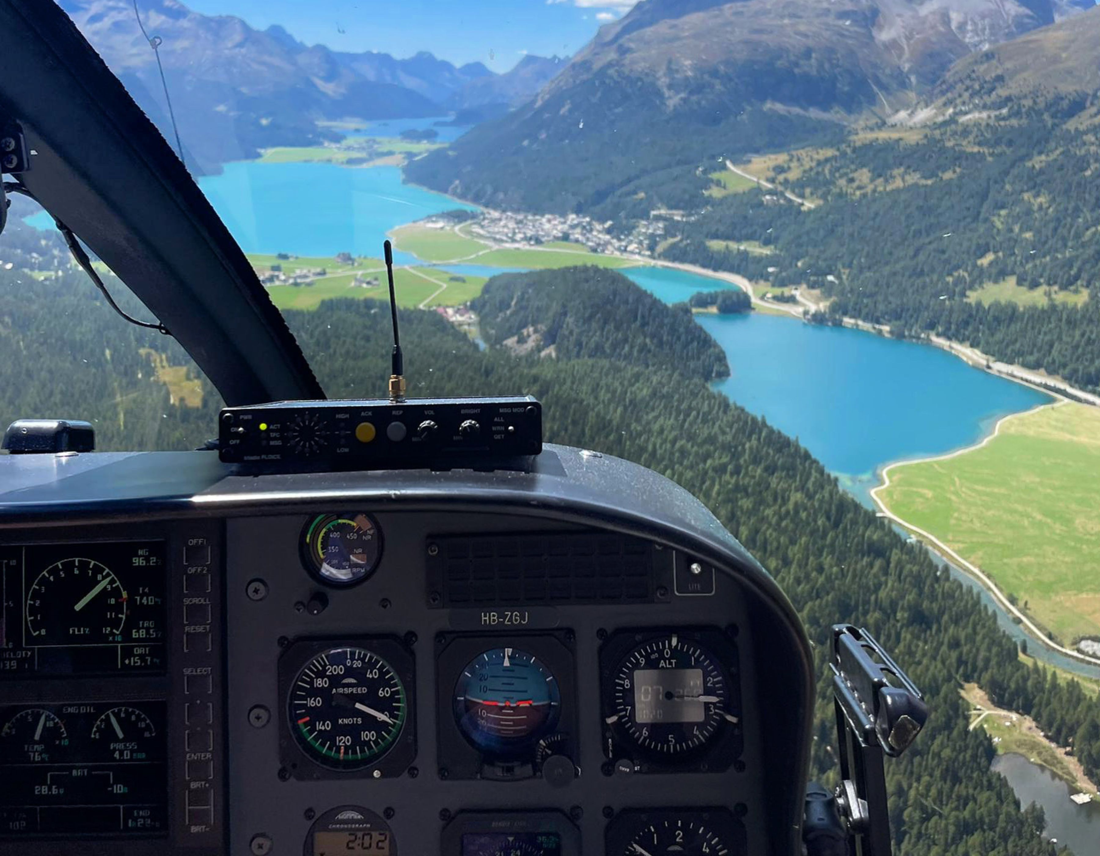 Image 3 - AIR-EVOLUTION LTD - Voli in elicottero