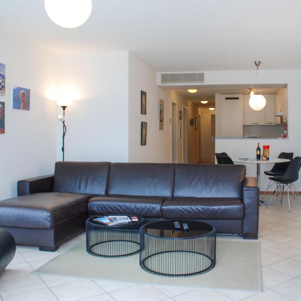 Image 0 - Apartment Top Lakeview by Interhome