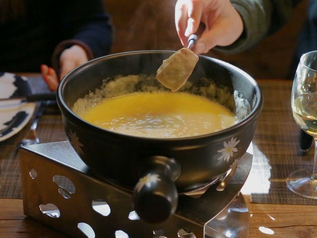 Image 0 - Käsefondue