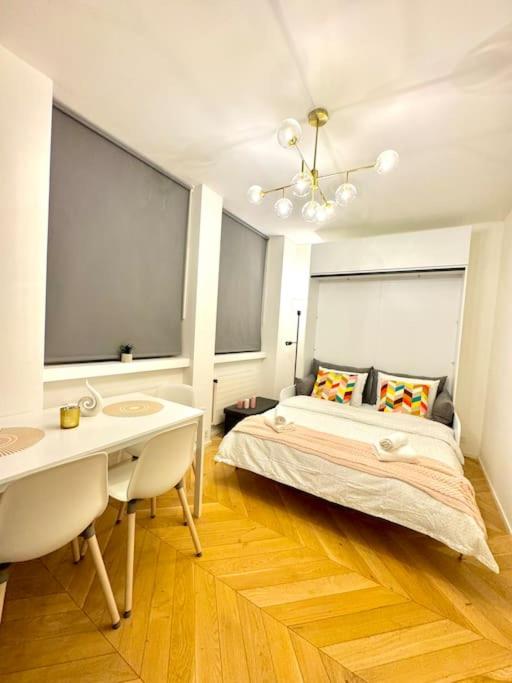 Image 0 - Lugano Gem Mini Suite Moderna