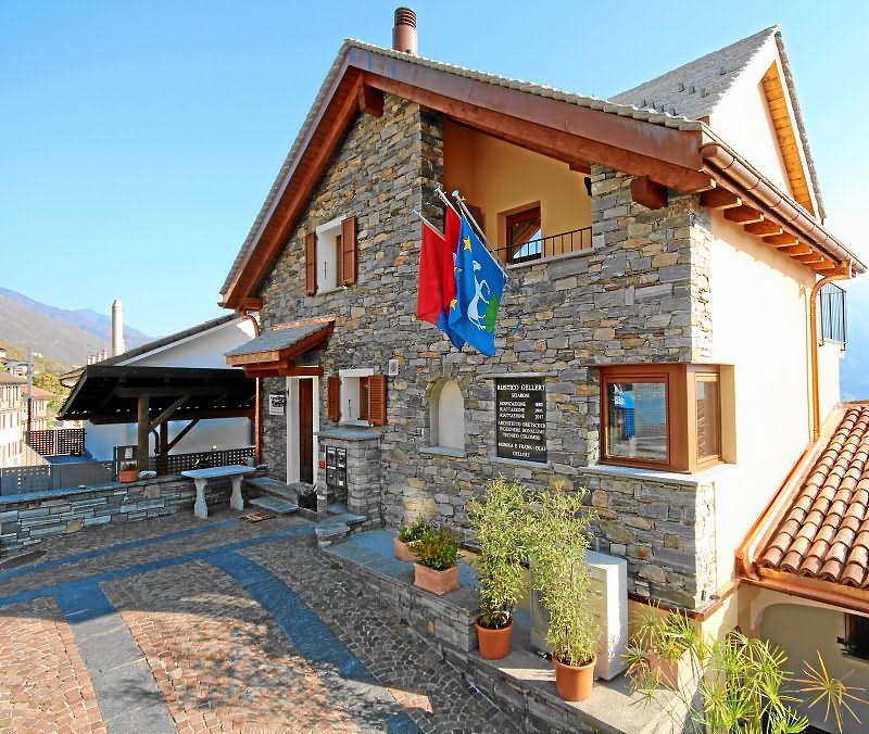 Image 0 - 4,5 room holiday house, Via Brione 167, Brione sopra Minusio