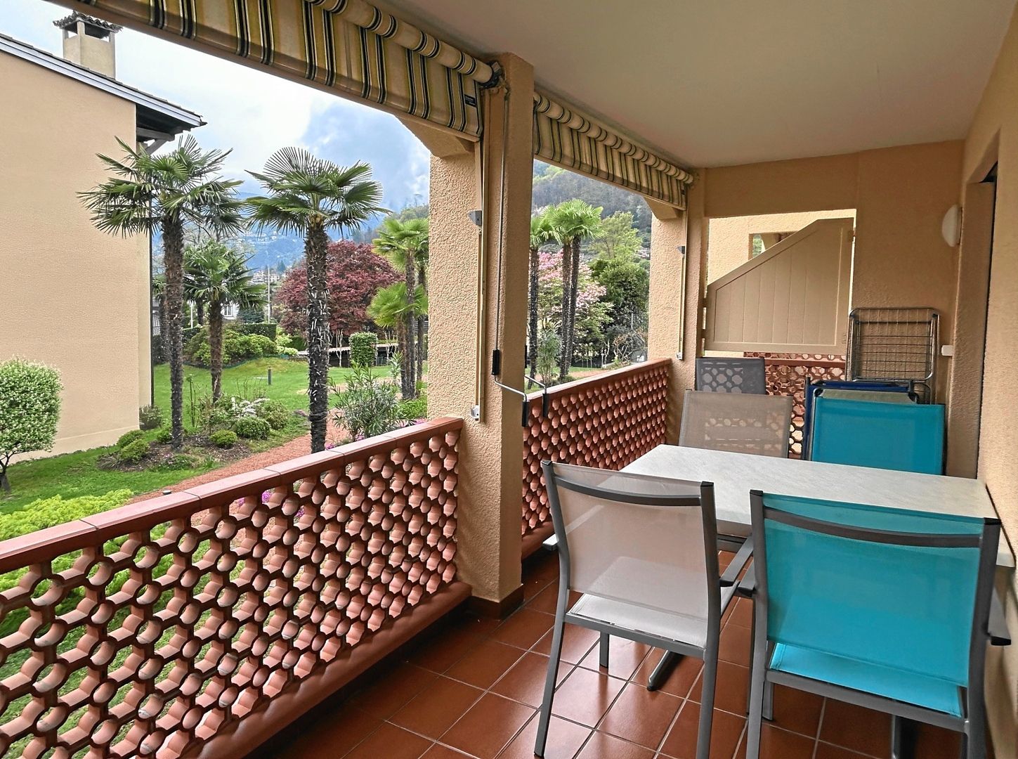 Image 0 - 2,5 room holiday apartment, 'Residenza Parcolago', Via San Michele 50, Caslano, Lago di Lugano
