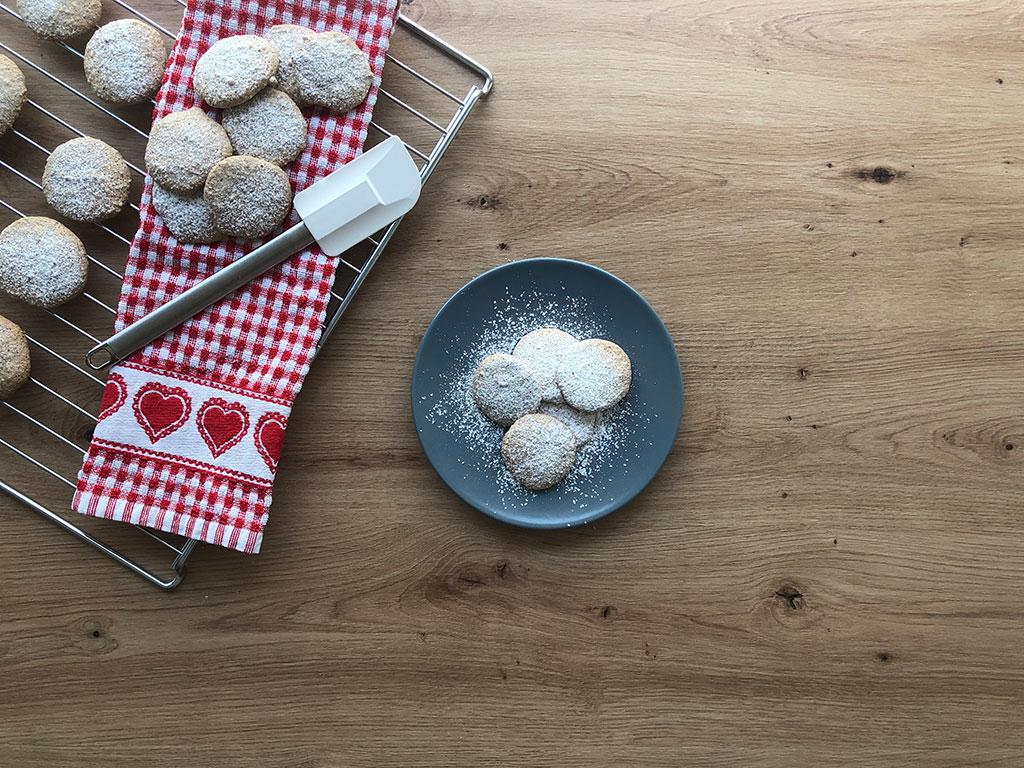 Image 0 - Amaretti - La ricetta