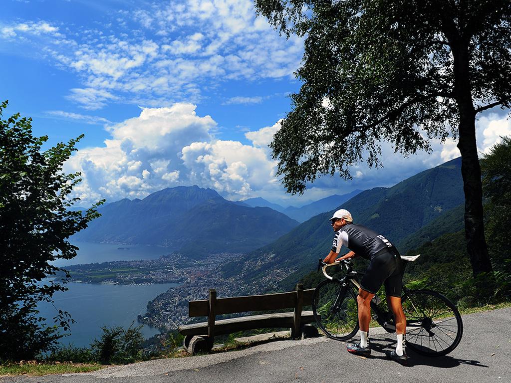 Image 3 - Cycling holidays: centre tour Lago Maggiore