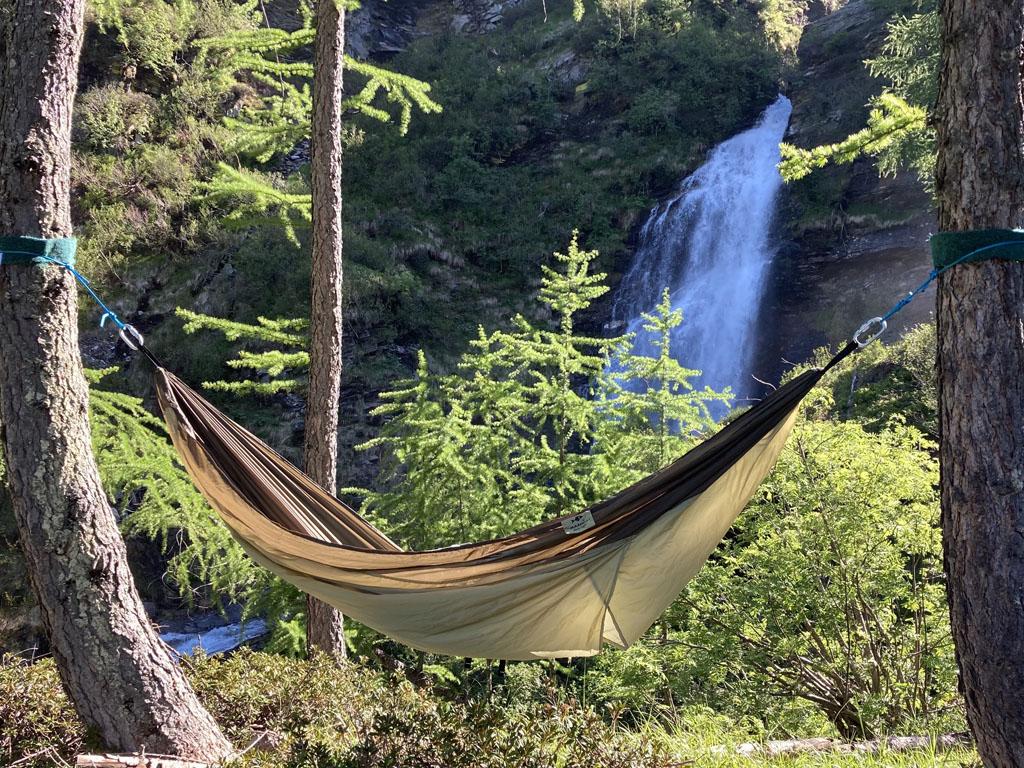 Ggurijnar Hermi - Amaca-sharing Bosco Gurin