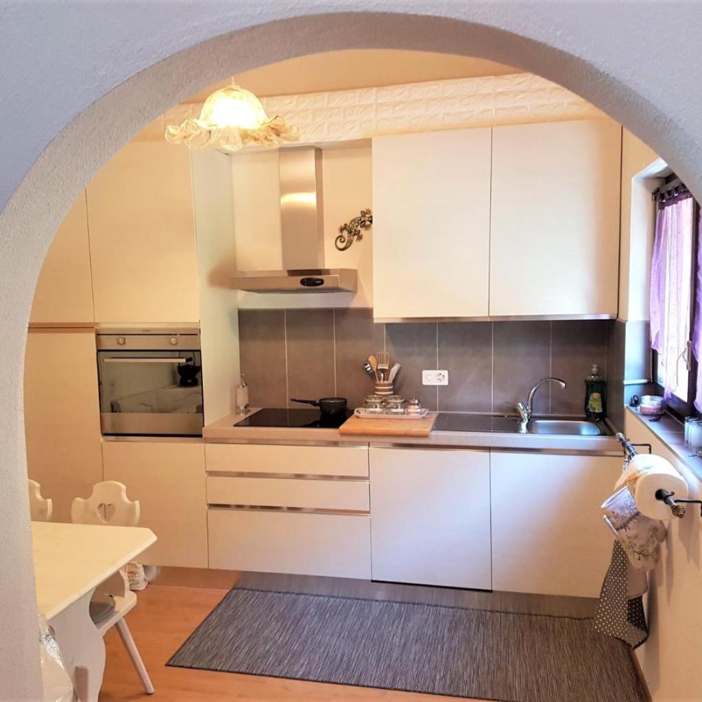 Image 0 - Collinetta di Montagnola