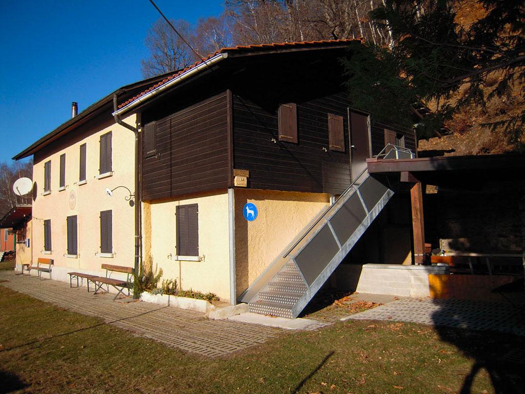 Image 0 - Capanna La Ginestra