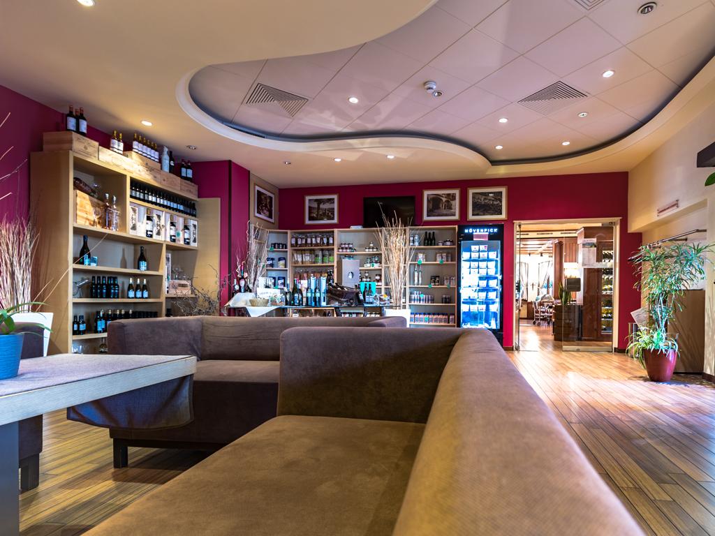 Image 6 - Ristoranti Gabbiano e Zigolini Mövenpick Touring