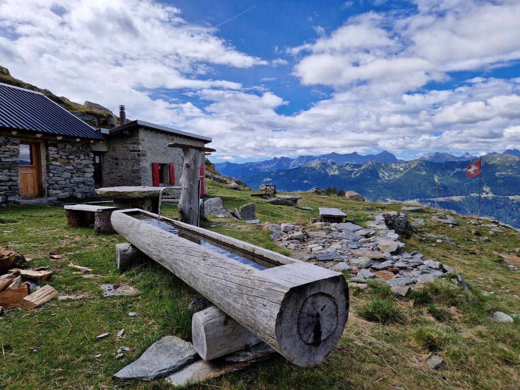 Image 0 - Rifugio Lavill