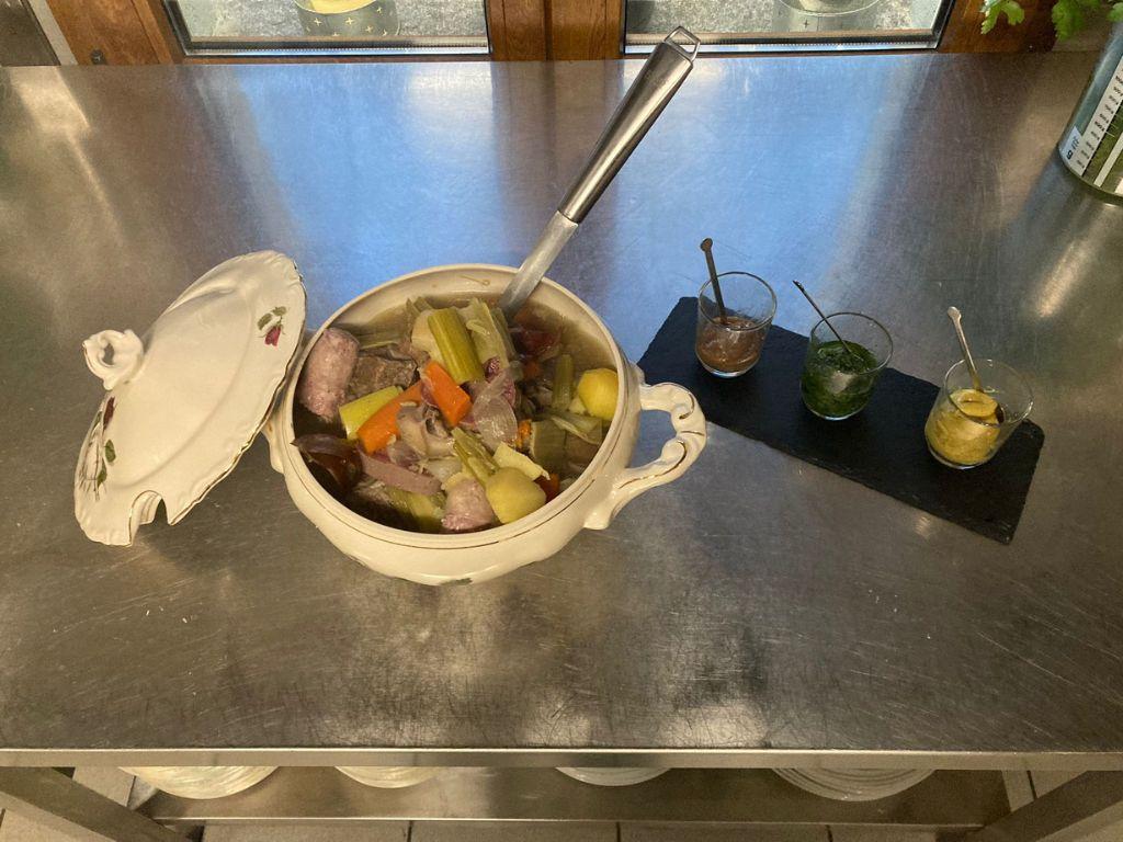 Image 3 - Grotto Lino