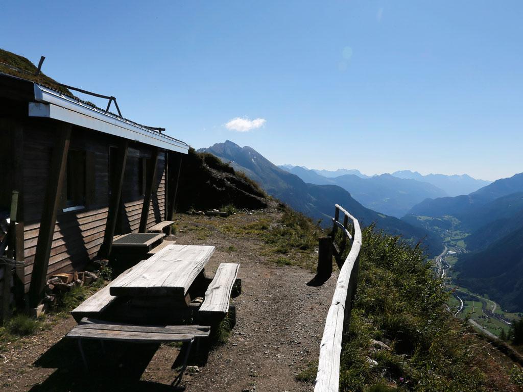 Image 2 - Rifugio Föisc