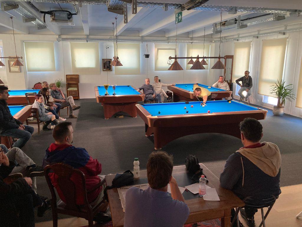 Image 1 - EVERLONG Billardzimmer 