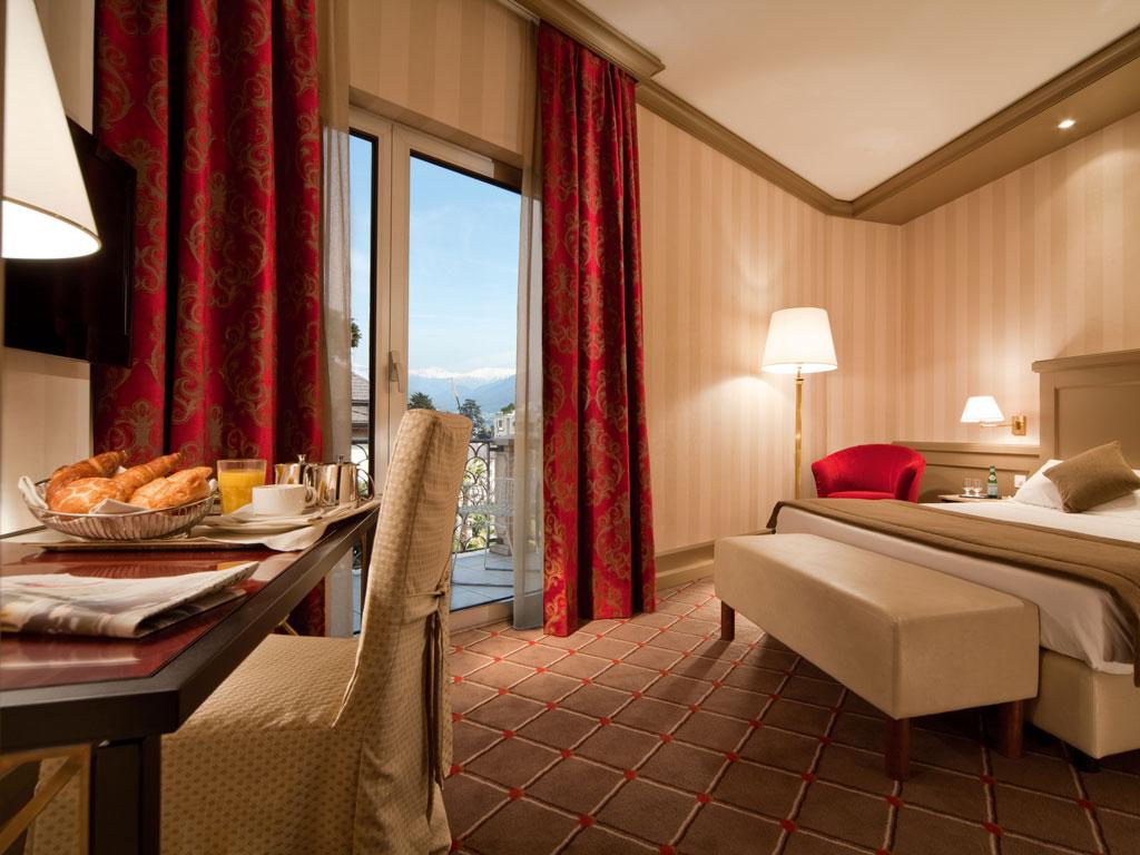 Image 8 - Hotel De La Paix