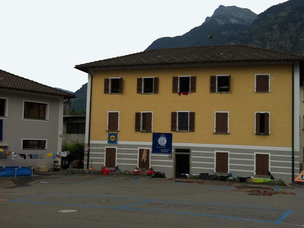 Image 0 - Casermetta