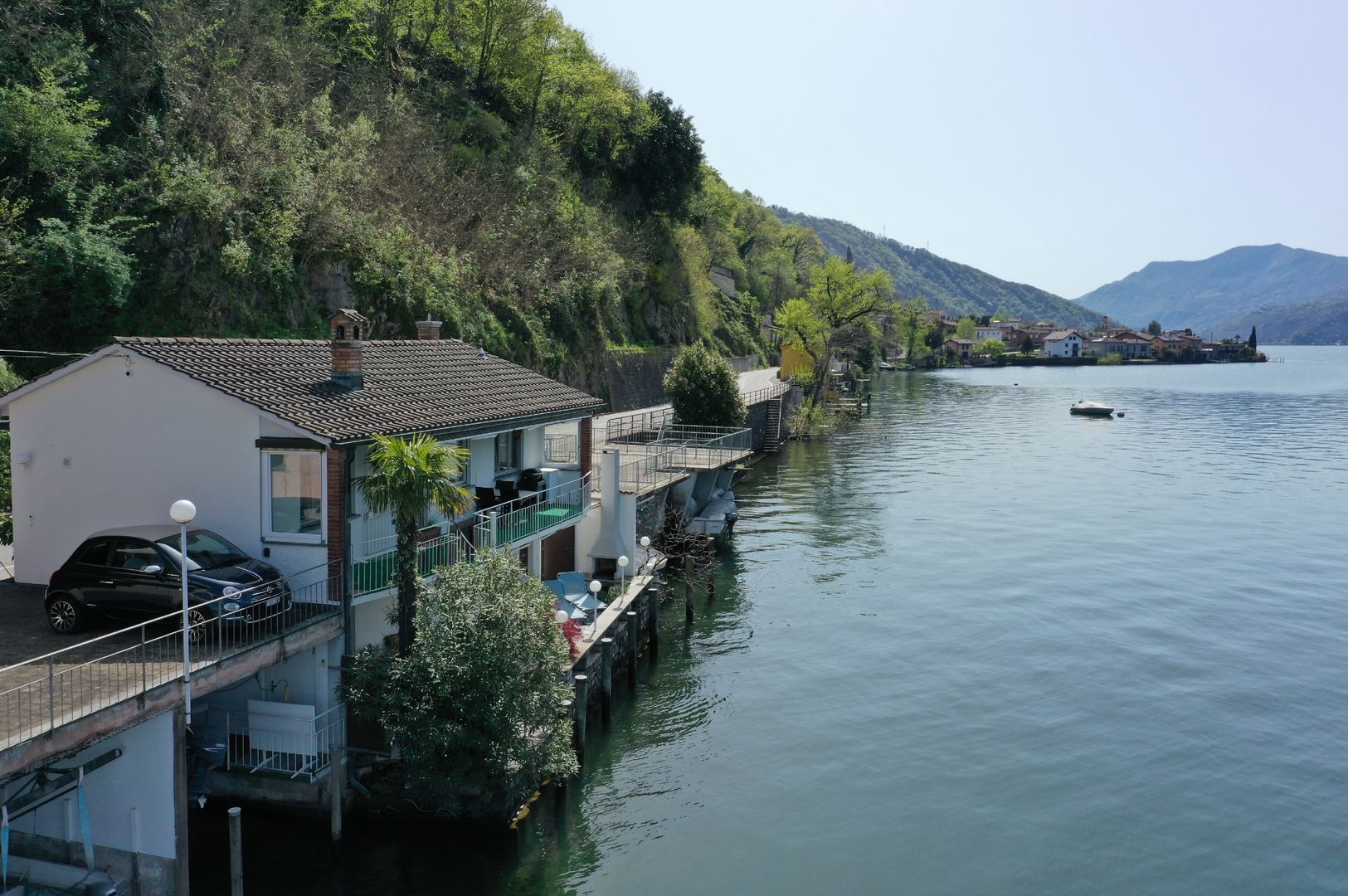 Image 0 - 4 locali, appartamento di vacanza con accesso al lago, A la Poncia 30, Brusino Arsizio, Lago di Lugano
