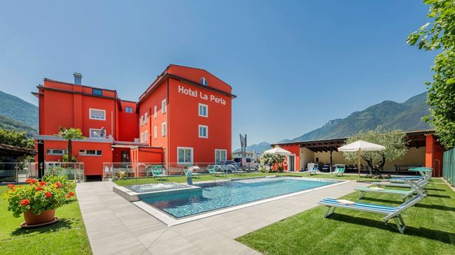 Image 11 - Hotel La Perla