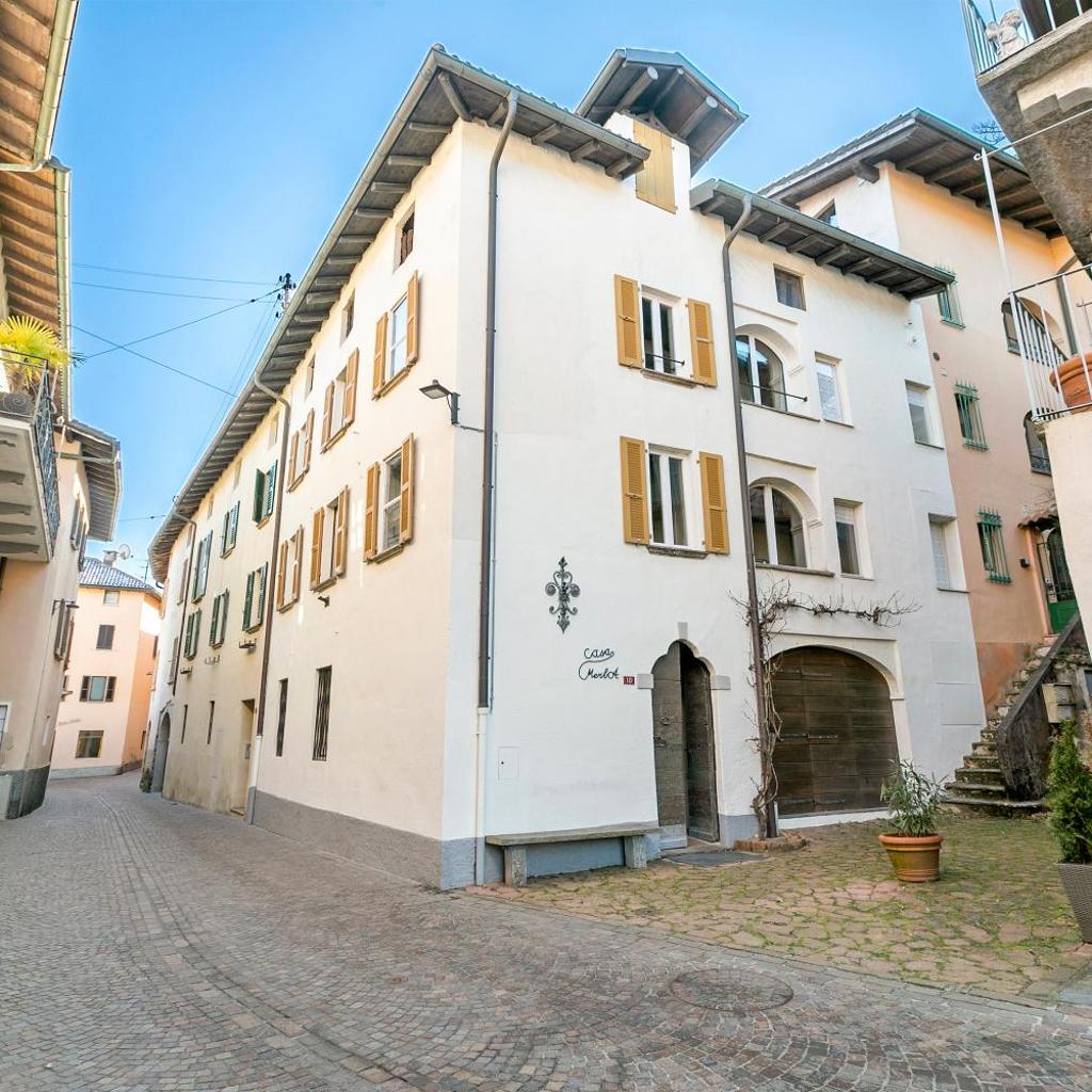 Image 0 - Historical Caslano Apartments - Happy Rentals