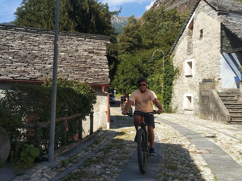 Image 0 - Tour guidato in e-bike