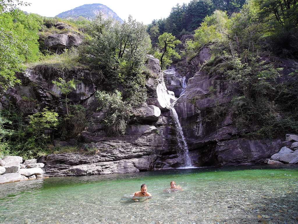 Image 1 - Der Pozzón in Osogna