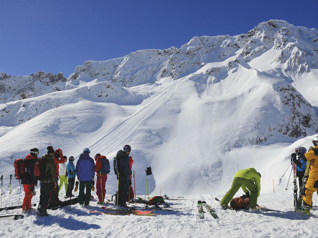 Image 4 - Cableway Airolo-Pesciüm - Winter