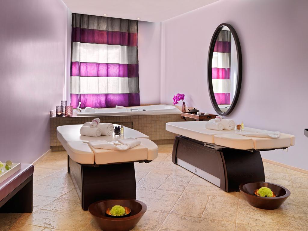 Image 2 - Dipiù Spa Giardino *****s