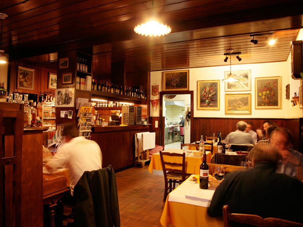 Image 2 - Grotto Bundi