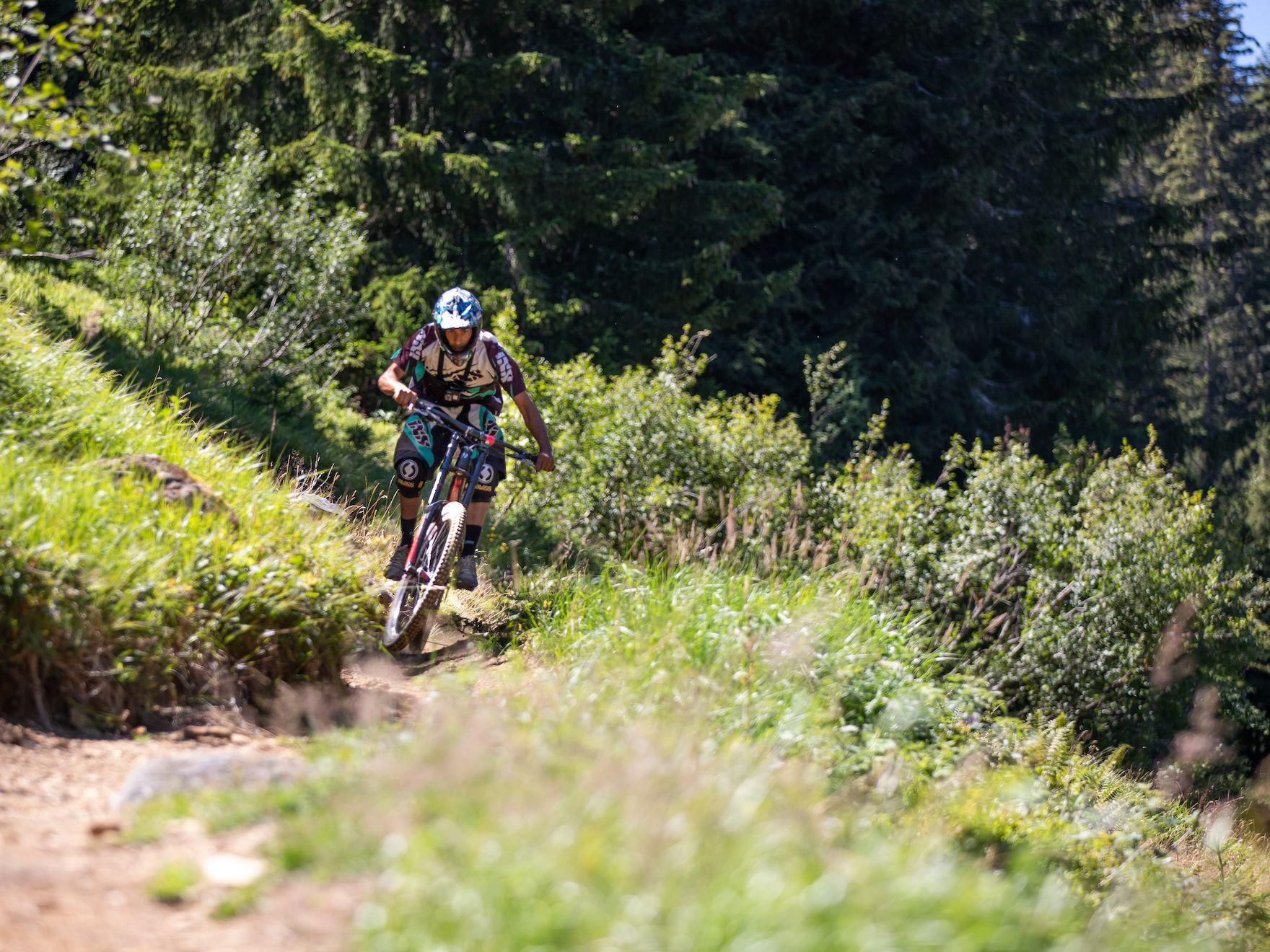 Image 4 - Cableway Airolo-Pesciüm - Summer