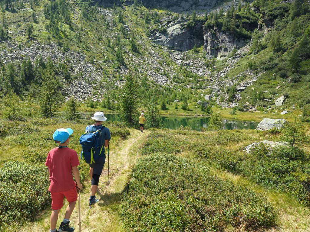 Image 0 - Lago del Starlarèsc da Scimarmòta