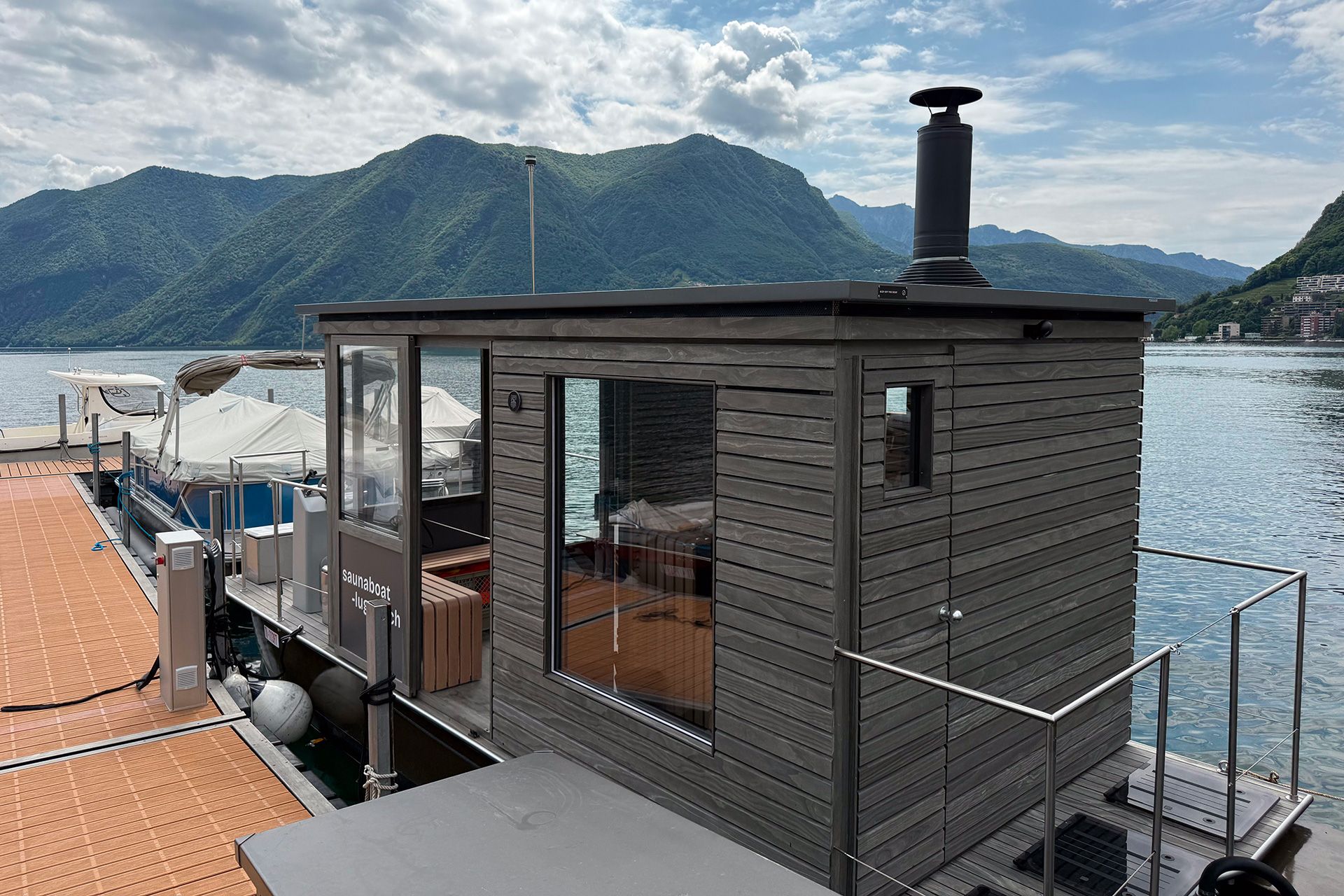 Sauna Boat Lugano